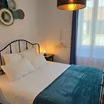 Reole Familial Au Calme - Parc, Piscine & Parking Reignac (Charente)
